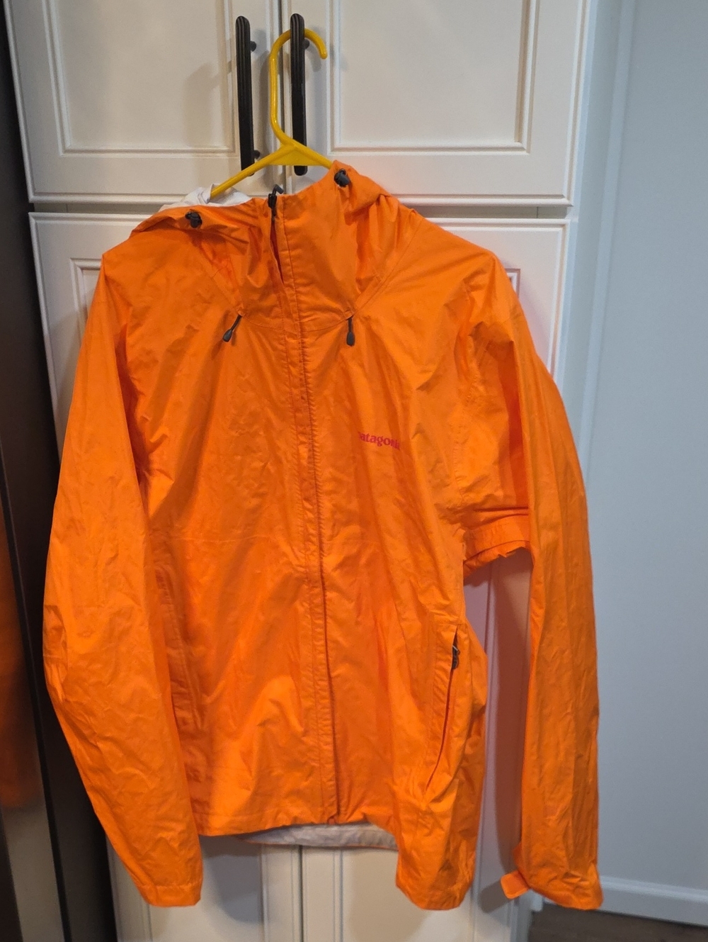 Mens Patagonia Orange Tortenshell Jacket Size XL EUC